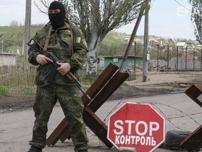 Генштаб ВСУ вводит аккредитацию волонтеров на Донбассе 