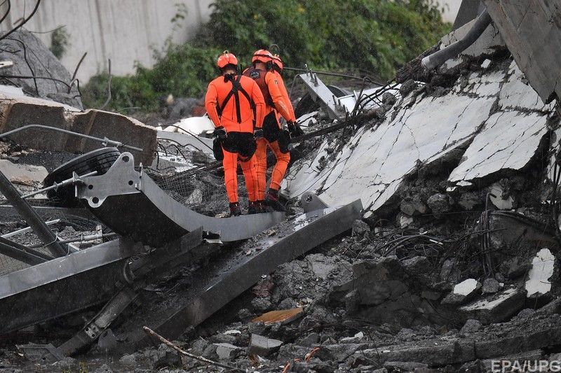 Обрушение моста в Италии: число жертв возросло до 38, среди погибших есть дети