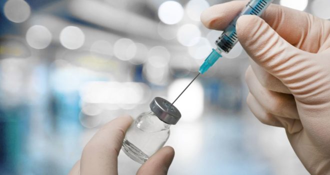 Провал в вакцинации: врач предупредил украинцев о вспышке новой инфекции