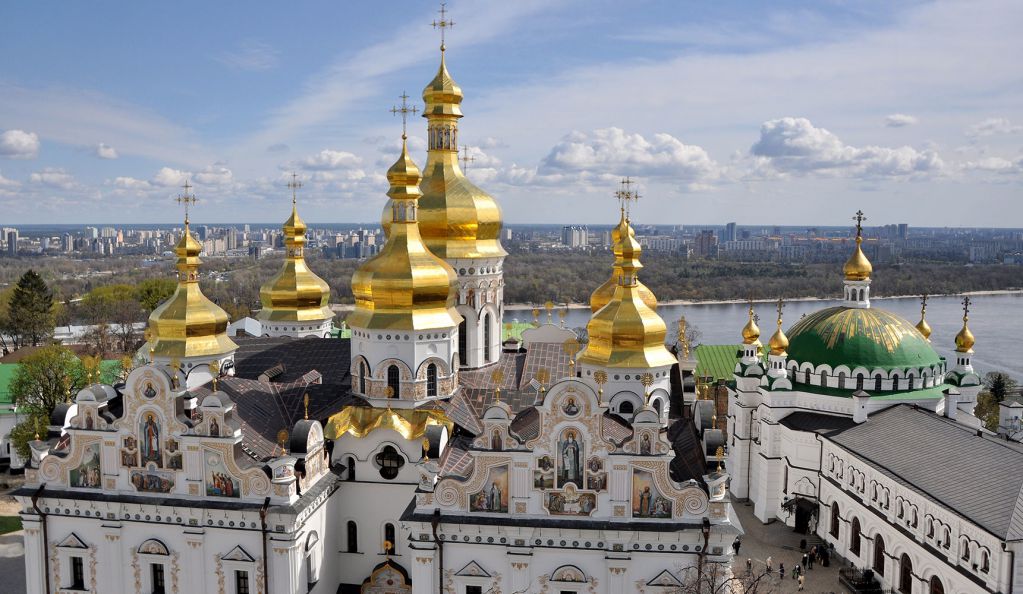 «Церква захищає українську душу». А хто захистить її саму?