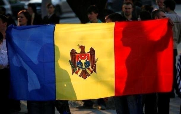 Молдову захлестнули массовые акции протеста: люди требуют отставки правительства