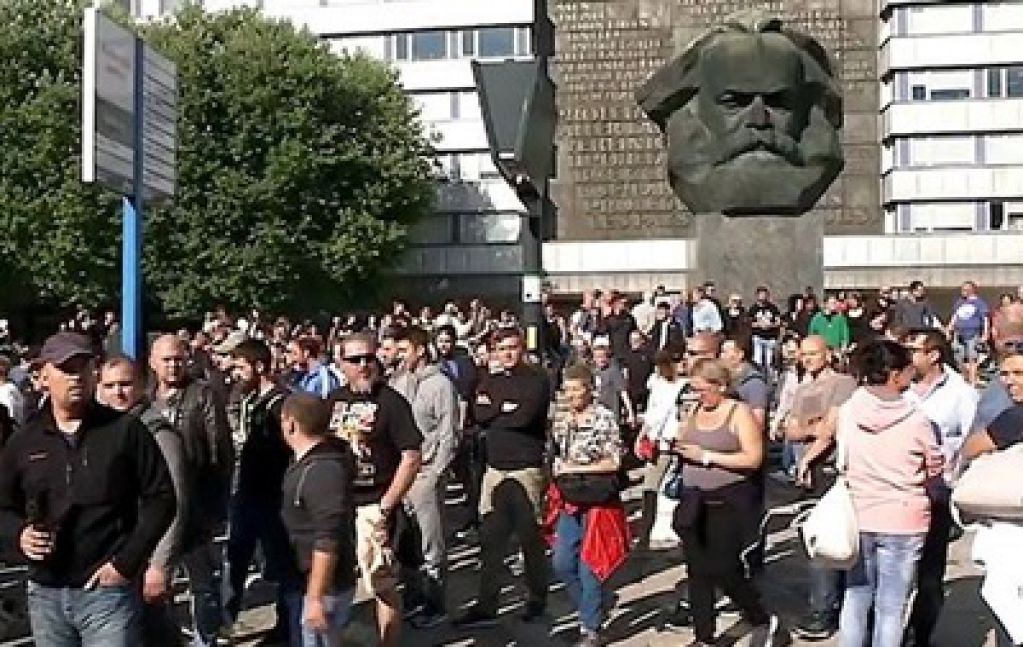 Германию охватывают массовые беспорядки из-за мигрантов