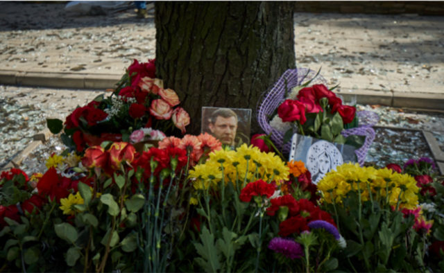Гроб есть, а Захарченко нет: на прощании с главарем боевиков заметили неладное
