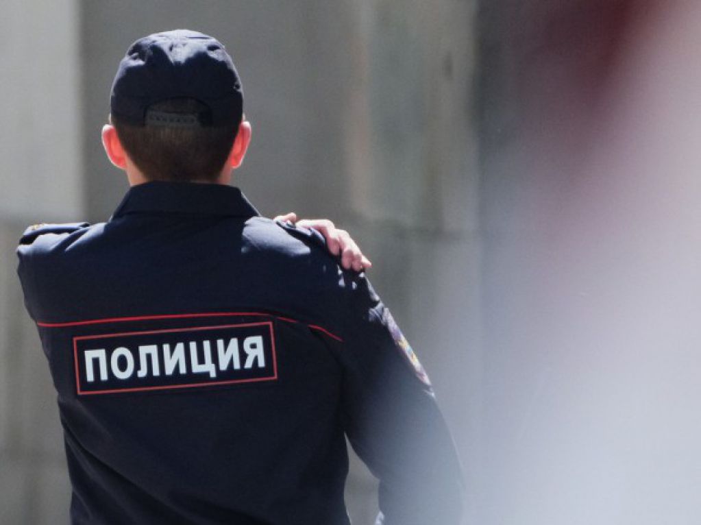 В московском метро застрелили полицейского
