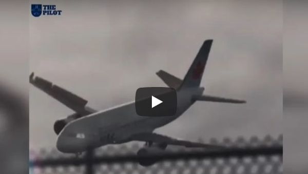 Мережу шокувало відео на якому літак порушує закони фізики
