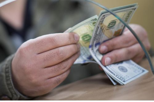 Украинцы смогут покупать валюту онлайн