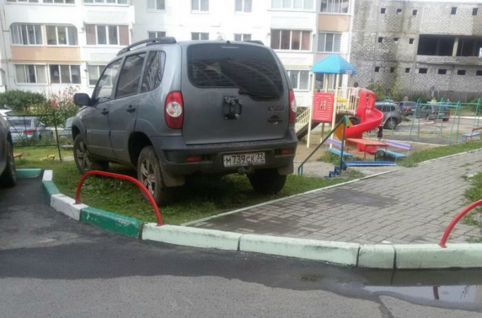 Олег Назаренко. Социальное животное и тонкости парковки