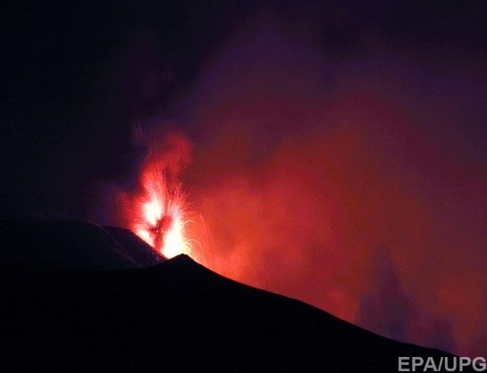 Ученые рассказали, какая угроза нависла над Европой из-за вулкана Этна