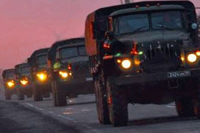 В Украину вторглась колонна военных грузовиков из России