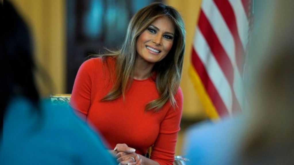Обнаженная Меланья Трамп появилась в клипе скандального рэпера