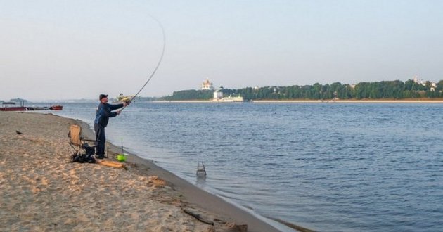 Вы такого еще не видели: вот что можно выловить в ливневке! ВИДЕО