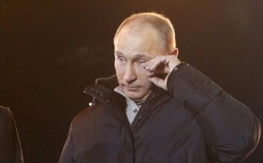"Жду, когда начнут расстреливать": украинский телеведущий прогнулся под Путина в прямом эфире