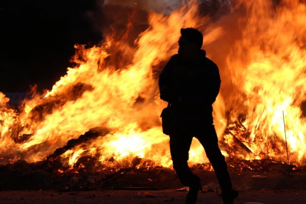 Главное за ночь: мощный взрыв в Киеве и паспортный коллапс