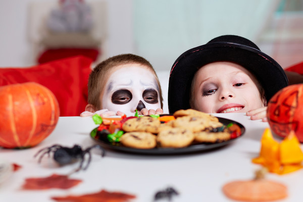 Как подготовиться к Хэллоуину за час: 7 быстрых идей