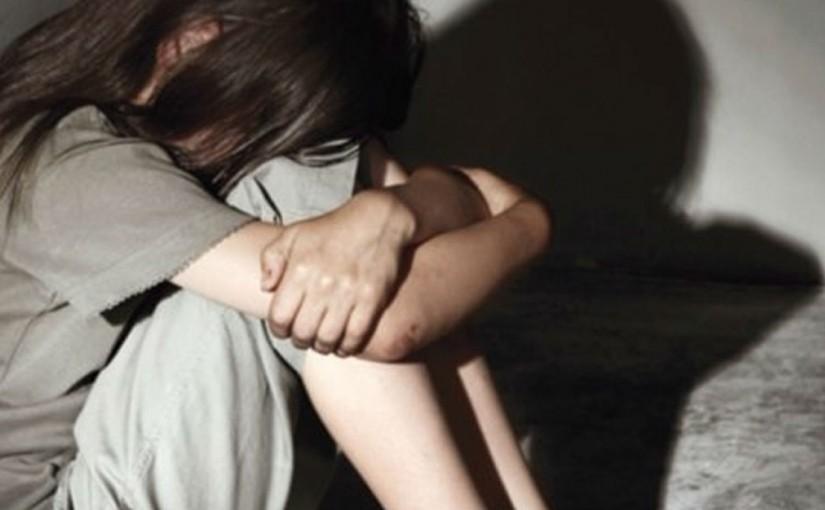 Трагедія на Київщині: п'яний чоловік зґвалтував 8-річну дівчинку на очах у її меншого брата