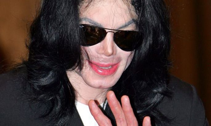 Поклонники Майкла Джексона узнали, что его склеп пуст