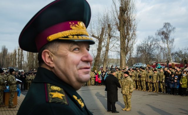 Раскрыта сумма выходного пособия Полторака: украинцам такое даже не снилось