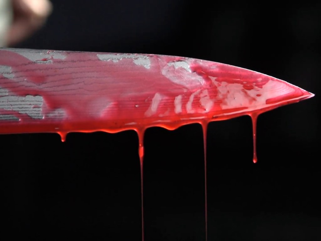 ЧП в Запорожье: женщина воткнула нож в пах насильнику. ВИДЕО