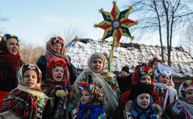 Перенос Рождества в Украине: официальное разъяснение от УПЦ КП  