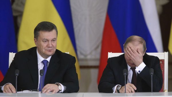 Янукович должен был скончаться от инфаркта или попасть в аварию 