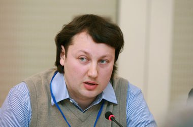 Энрике Менендес   Военное положение - как спичечный коробок для Донбасса 