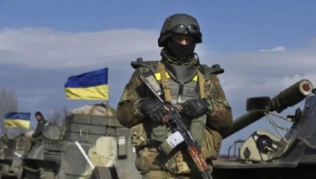 Спорить бесполезно: украинцев призвали прийти в военкоматы