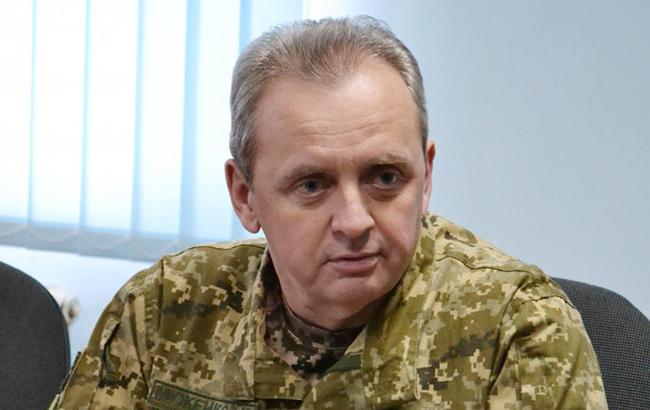 Муженко: РФ удвоила количество военной техники вблизи украинских границ