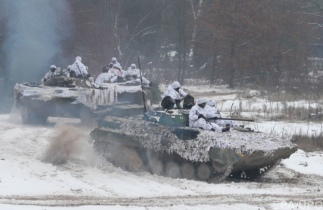Муженко: Украину вернули во времена военной угрозы уровня 2014 года 