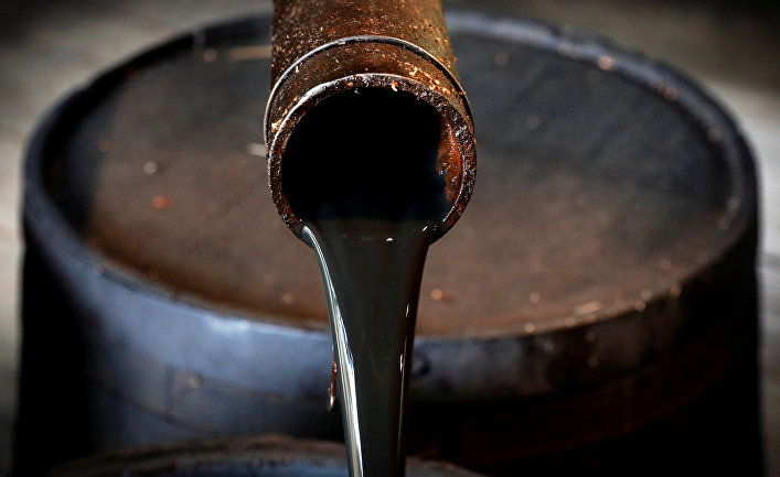 Нефть просела ниже психологической отметки: свежие данные