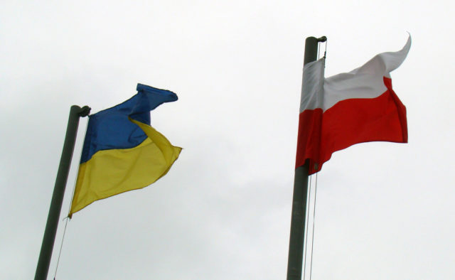 Международный скандал: украинцев не пустили в Польшу