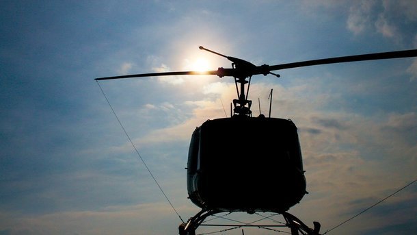 Вертолет с топ-политиками рухнул на землю: много жертв, фото с места ЧП