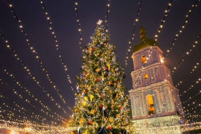 Отрадно: Главную елку Украины признали лучшей среди рождественских елок Европы