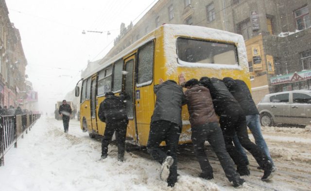 Украинцев всерьез перепугали прогнозом погоды на Новый год