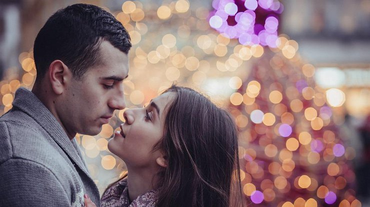 Медики объяснили, как поцелуи влияют на здоровье