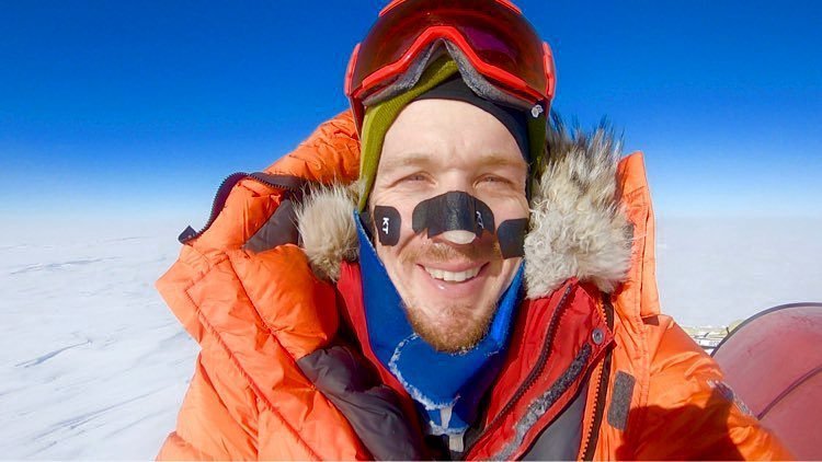 54 дня в пути: спортсмен-экстремал в одиночку покорил Антарктиду