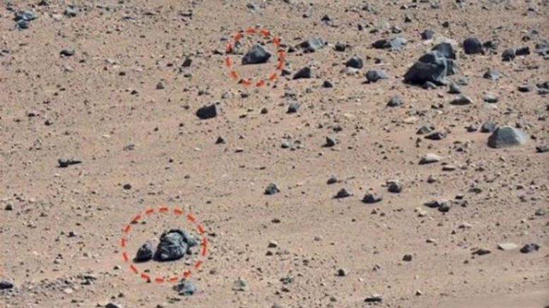 Скотт Уоринг нашел на Марсе два лица