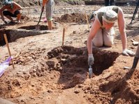 Под каток украинских санкций попали археологи, проводившие незаконные раскопки в Крыму 