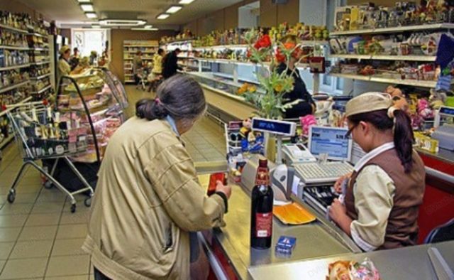 Украинцев возмутило увиденное в популярном супермаркете