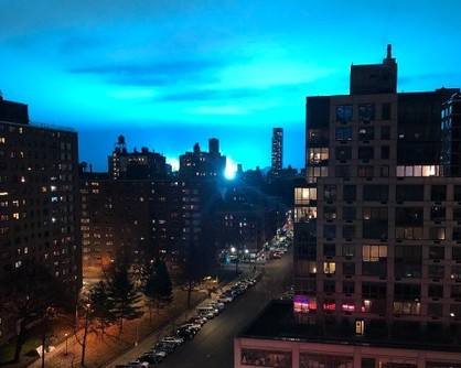 Необычное свечение в небе после взрыва трансформатора на заводе поразило людей