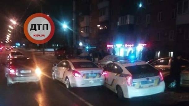 В Киеве в ДТП попали две патрульные машины