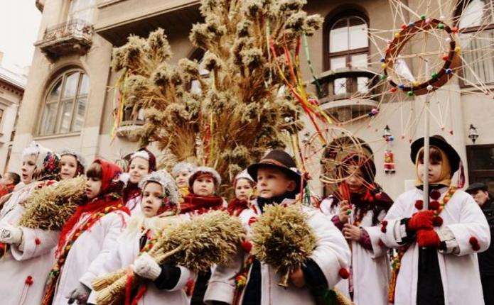 14 января украинцы  отметят сразу три праздника