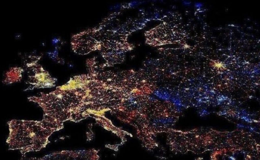 В NASA показали, как выглядит Украина из космоса: захватывающие ФОТО