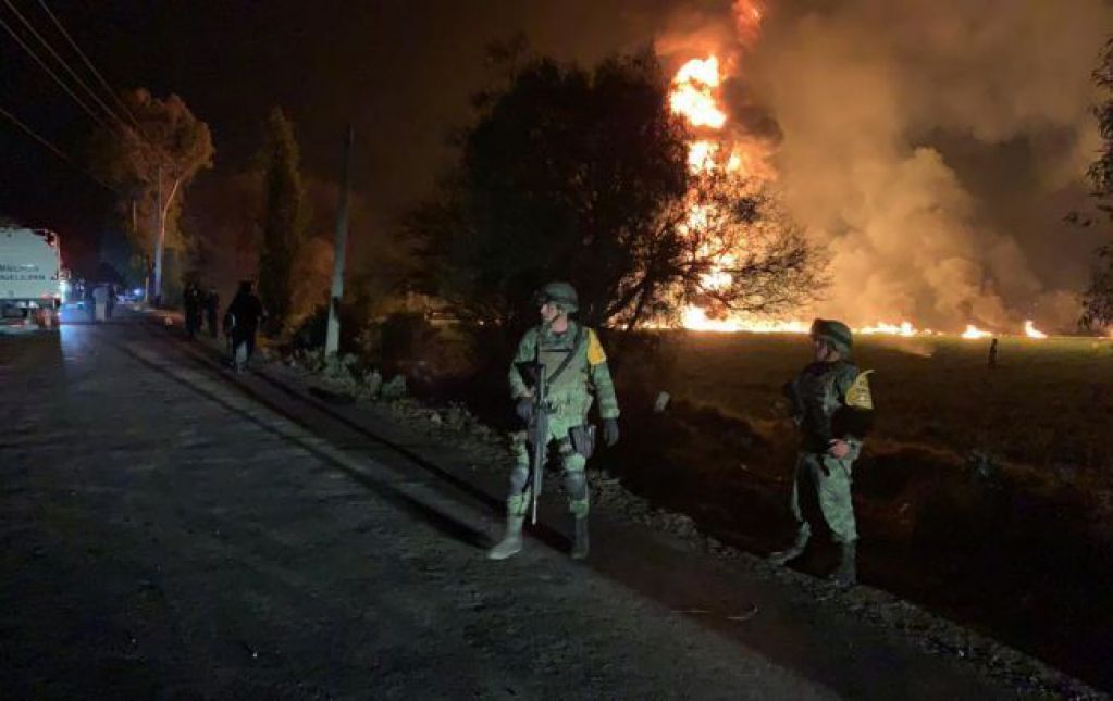 Из-за взрыва на трубопроводе погибли более 84 человек