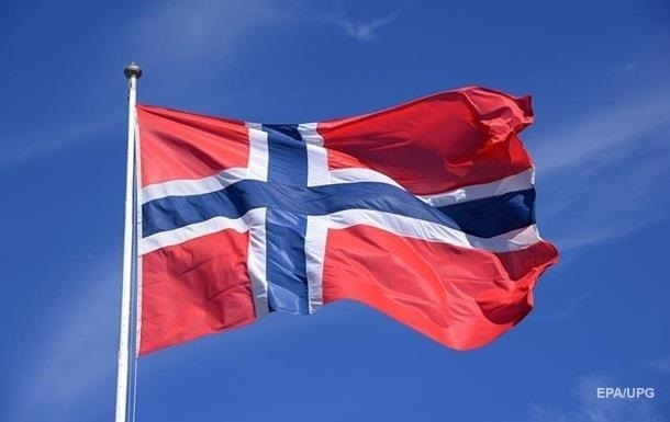 Норвегия депортировала польского консула