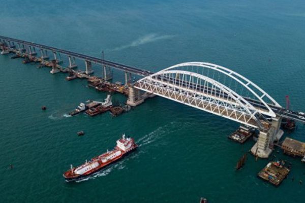 Крымский мост губительно влияет на море в Керчи