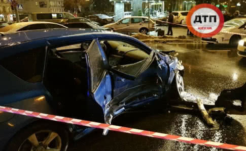 В Киеве столкнулись Audi, Skodа, Toyota, Mazda и Daewoo: есть погибшие