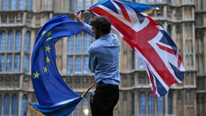 Британские министры тайно обсуждают перенос Brexit