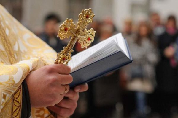 Ушла элита! 12 священников сбежали из РПЦ в Православную церковь Украины