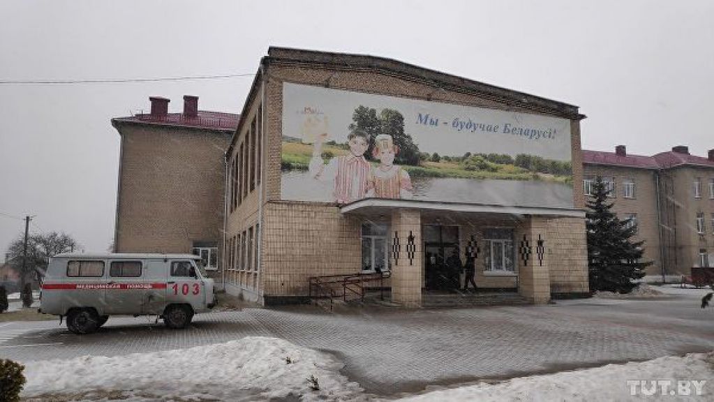 Трагедия в белорусской школе: ученик зарезал преподавателя и сверстника