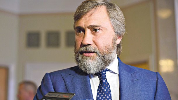 Новинский предложил помощь полицейским обвиняемым после столкновения с радикалами